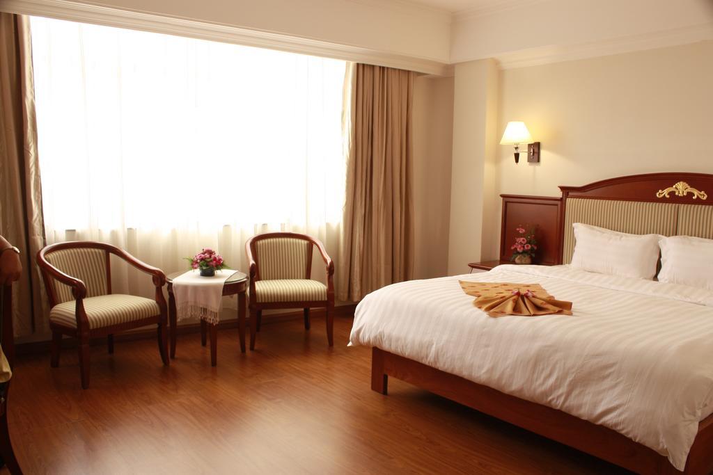 Lux Riverside Hotel & Apartment Phnom Penh Luaran gambar