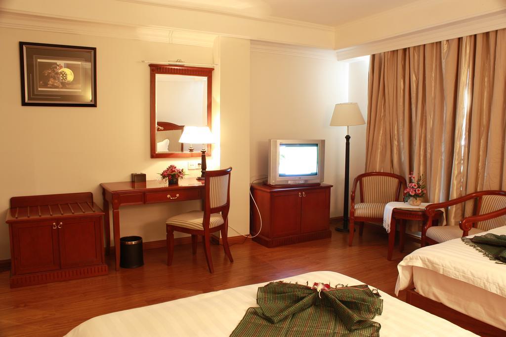 Lux Riverside Hotel & Apartment Phnom Penh Luaran gambar