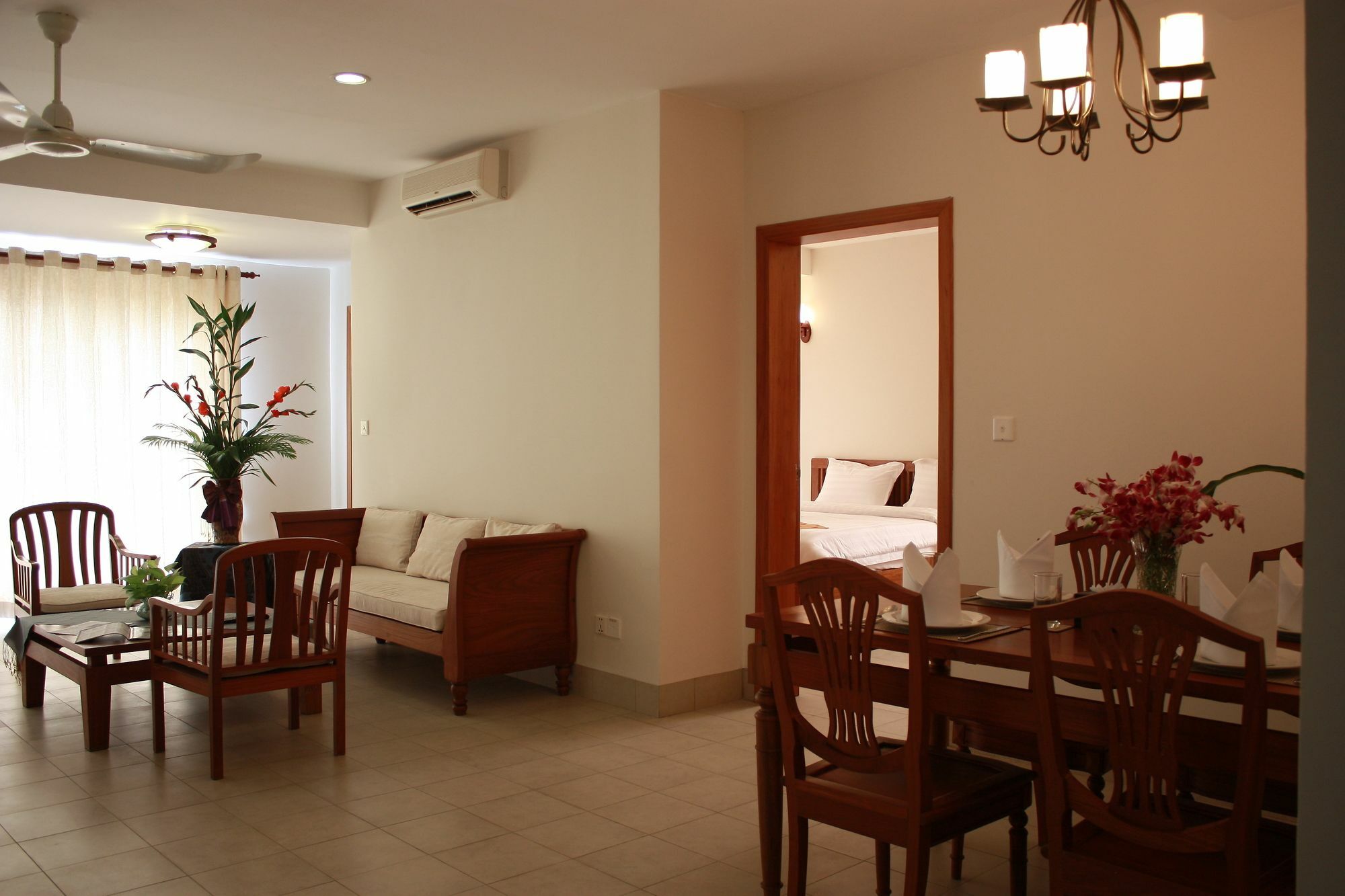 Lux Riverside Hotel & Apartment Phnom Penh Luaran gambar